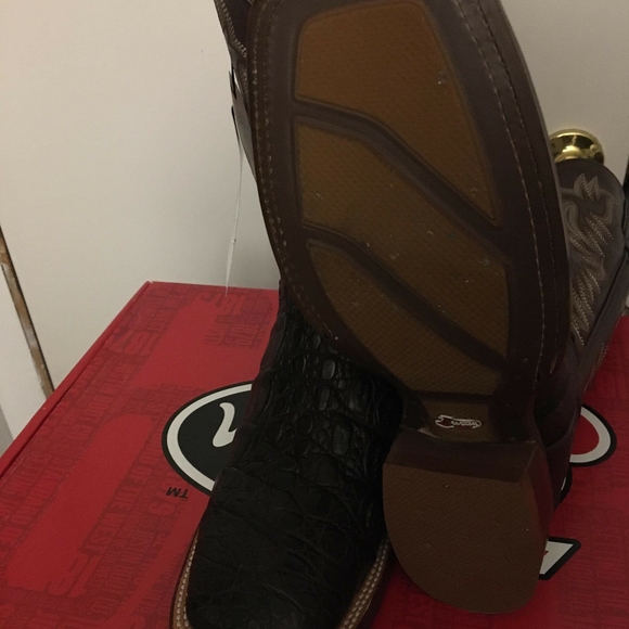 Cowboy boots main image 4